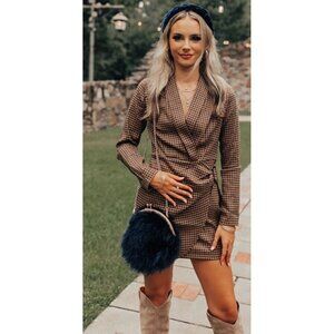 Power Of Love Feather Purse In Navy windsorstore